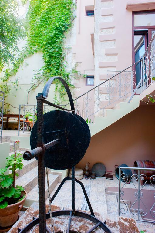 Splanzia Boutique Hotel Chrissi Akti Chania Exterior foto